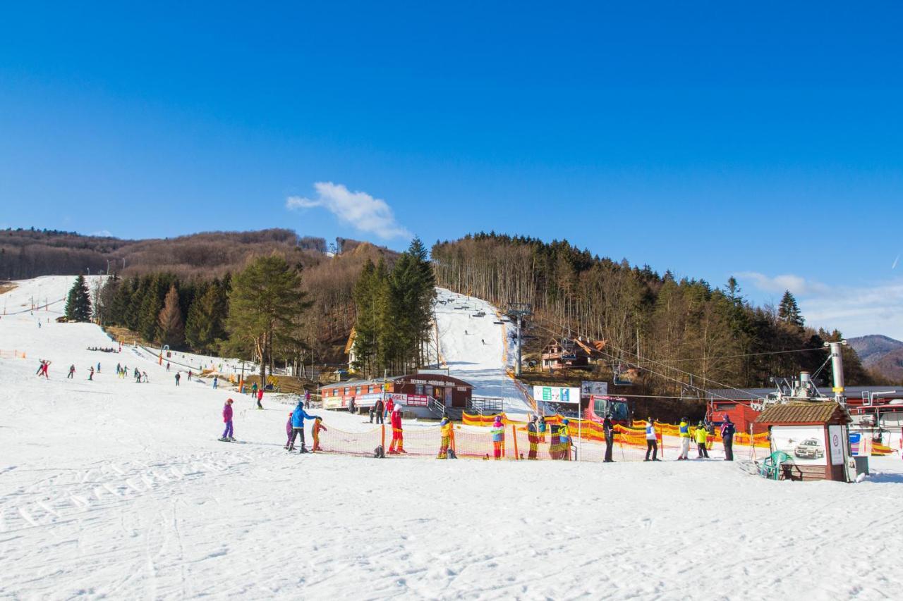 Apartmany Valča Exteriér fotografie